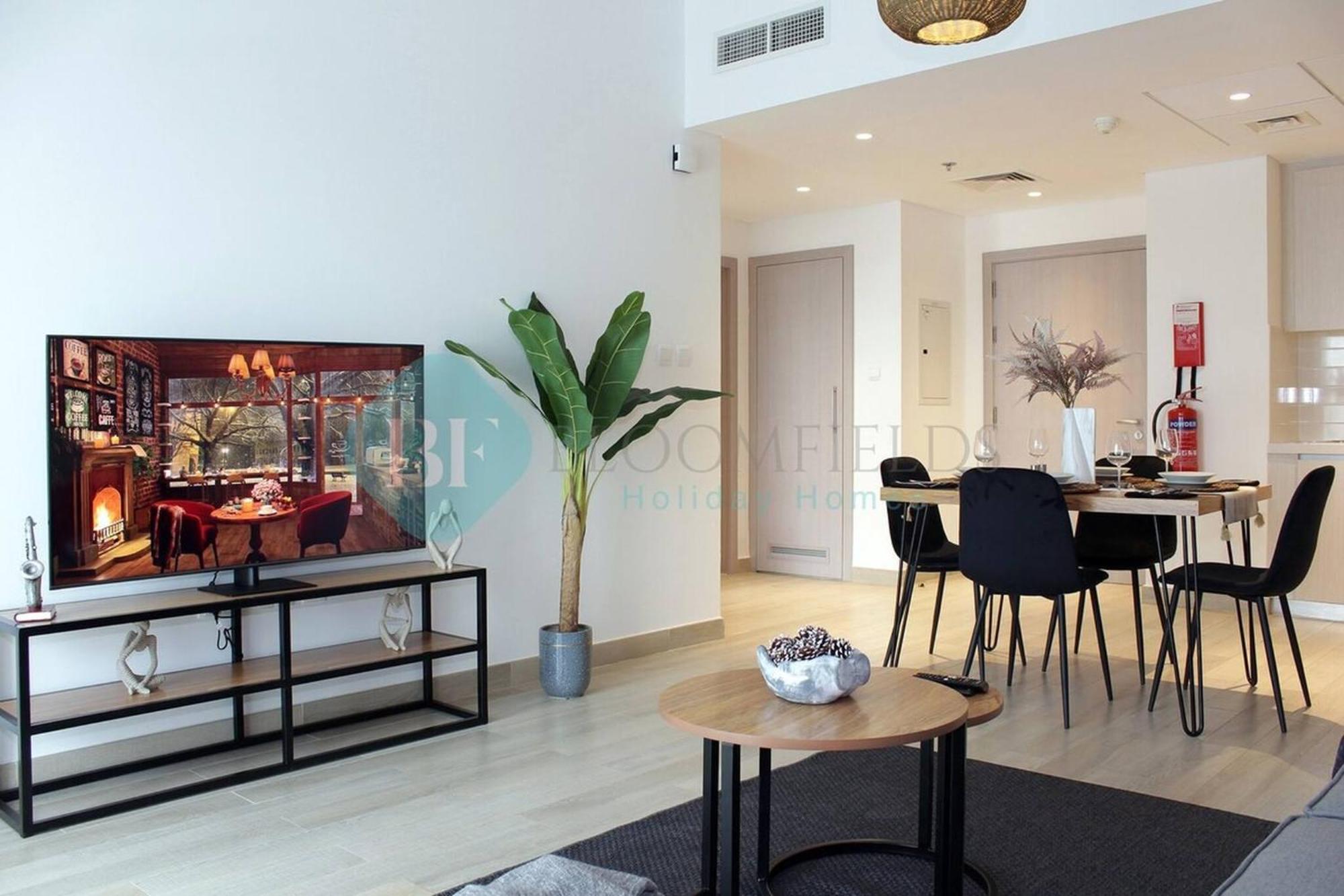 Bloomfields 1br Canal View In Waters Edge Yas Apartment Abu Dhabi